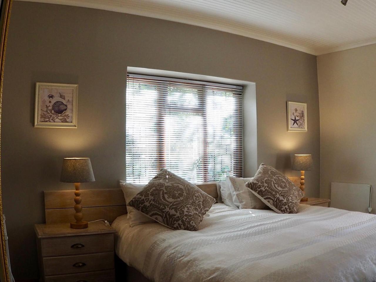 Hillview Boutique Apartments Knysna Kamer foto